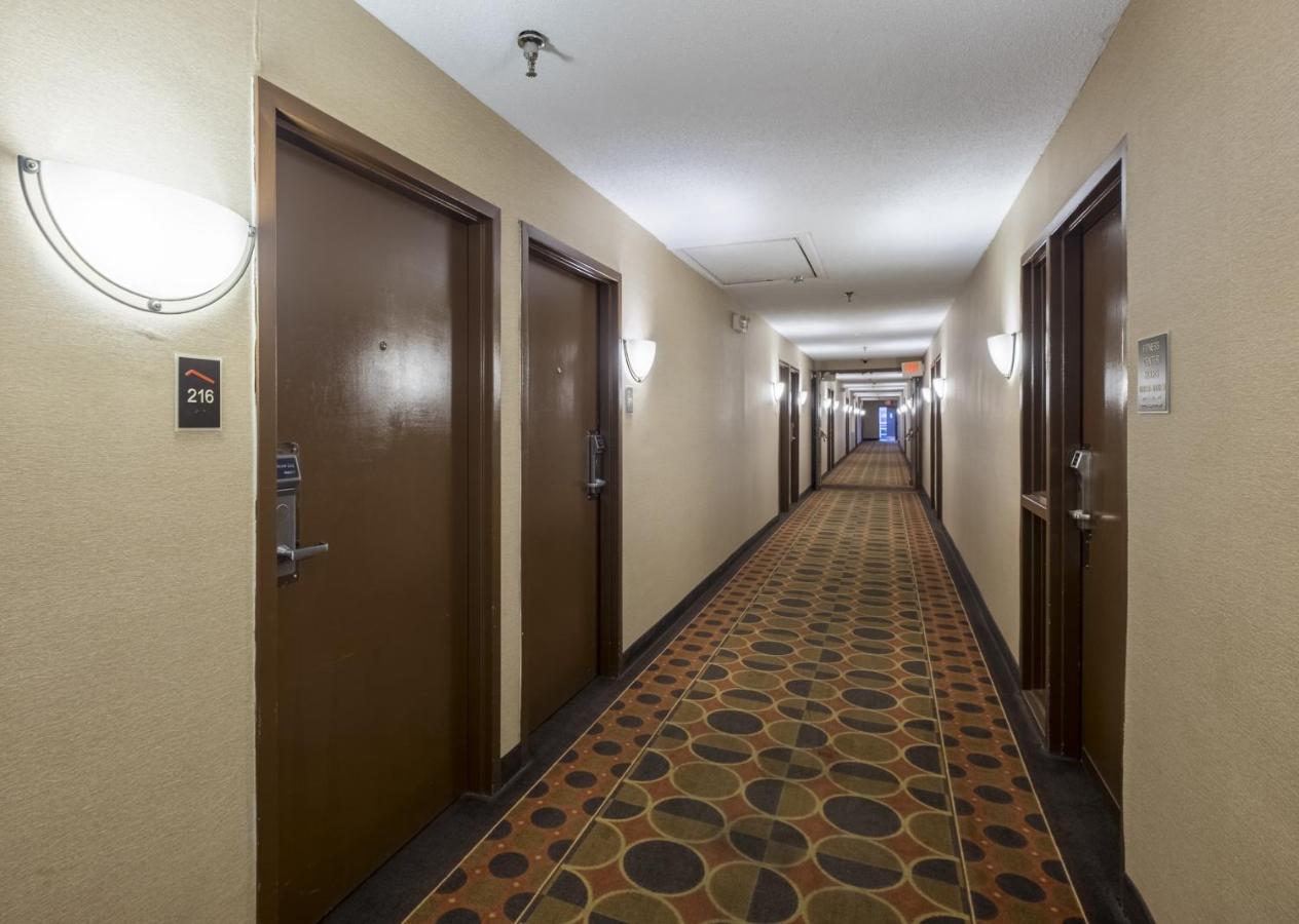Red Roof Inn & Suites Cincinnati North-Mason Extérieur photo