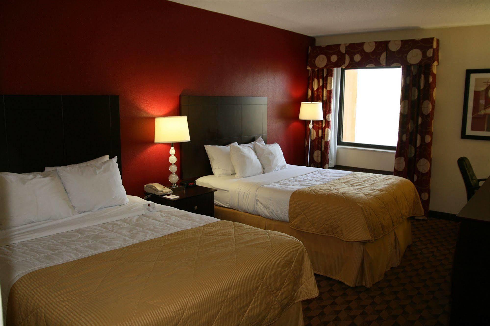 Red Roof Inn & Suites Cincinnati North-Mason Extérieur photo